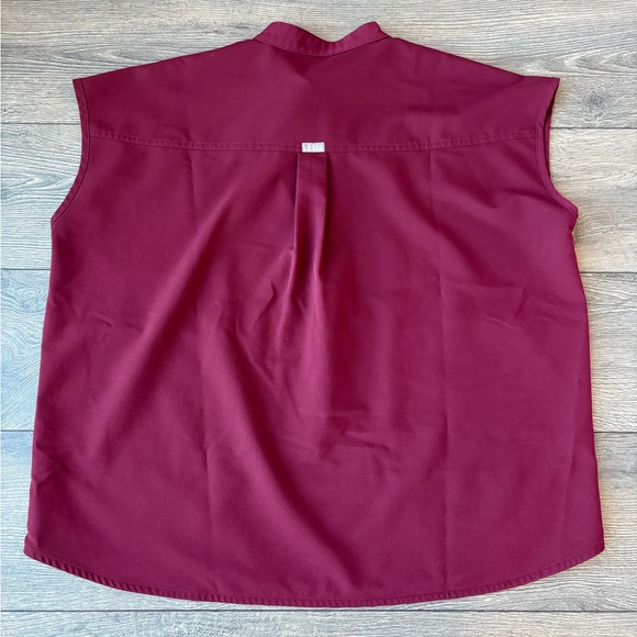 FIGS Rafaela Oversized Scrub Top in Burgundy - Picture 2 of 3